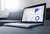 Business Notebook mit Reports auf dem Display